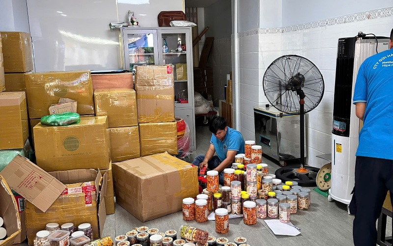 Gửi quần áo đi Đài Loan