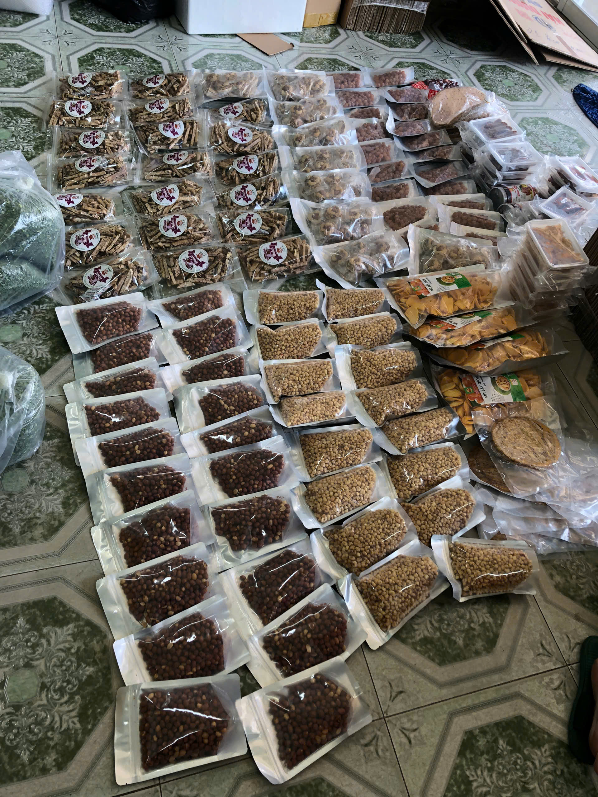 Gửi máy xay thịt đi Mỹ